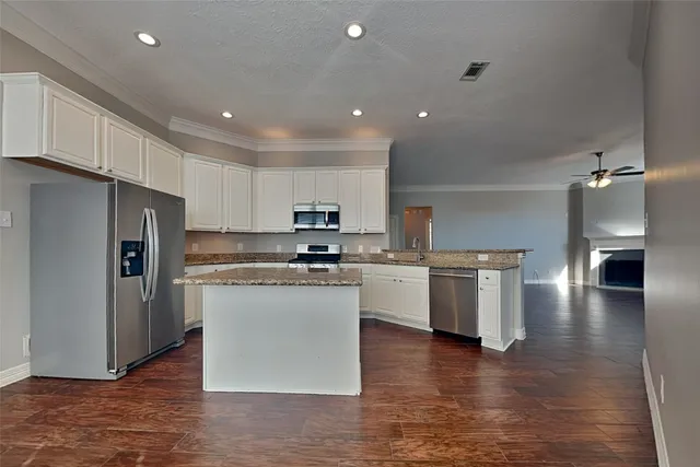 $2,270 | 18522 Blanca Springs Court, Humble, TX 77346