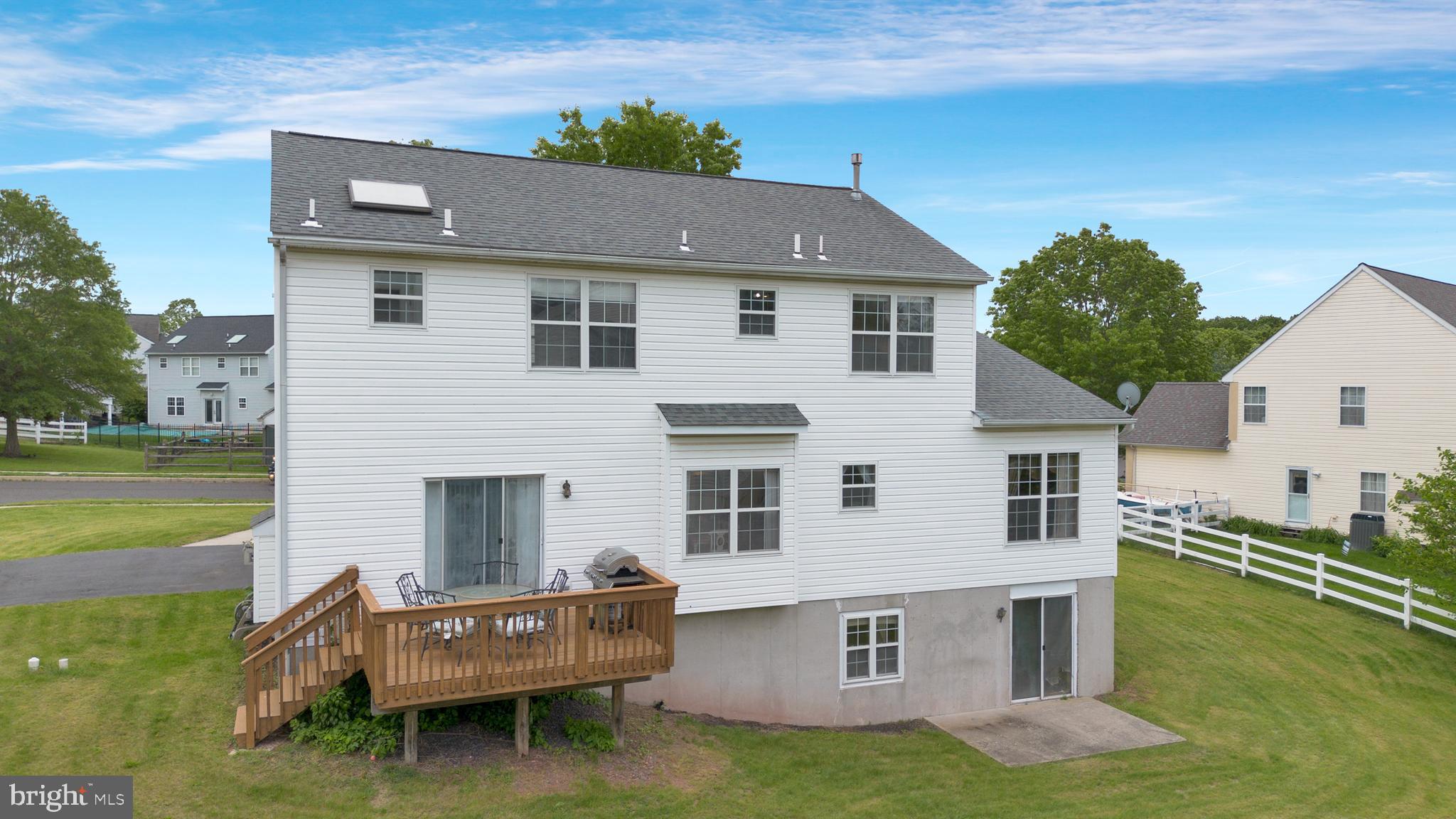 115 William Road Pottstown, PA 19464 - Photo 4 of 39 Gallery Image 4