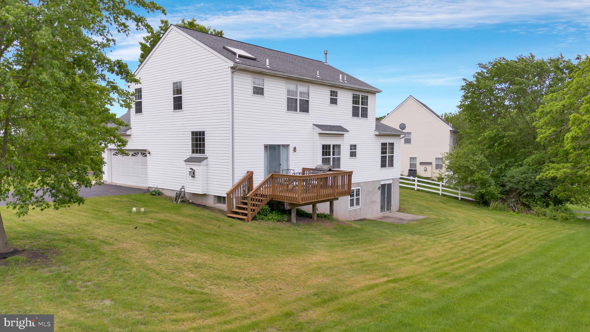 115 William Road Pottstown, PA 19464 - Photo 5 of 39 Gallery Image 5
