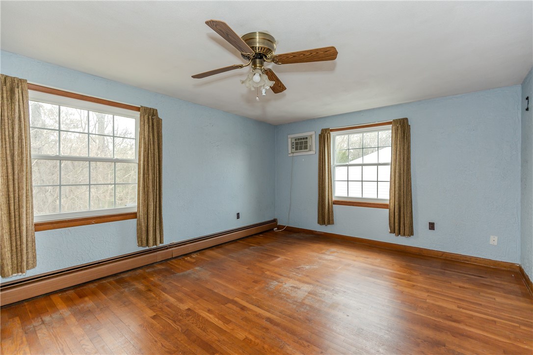 185 Parkside Avenue Pawtucket, RI 02861 - Photo 10 of 31 Bedroom 1