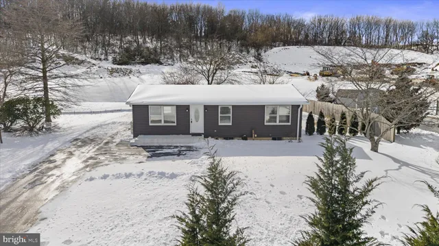 $245,000 | 8694 Sheffield Manor Boulevard, Waynesboro, PA 17268