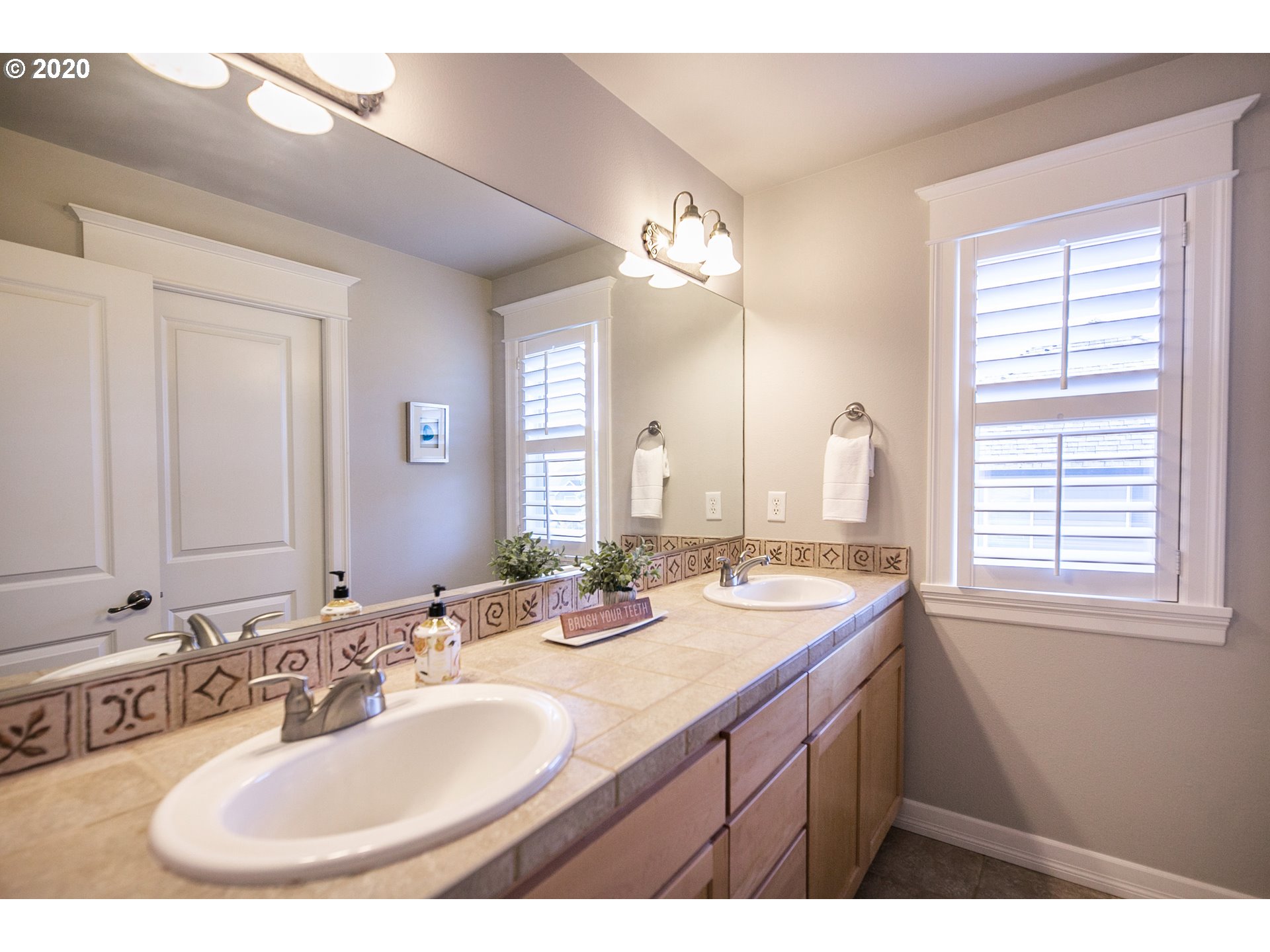 19900 Southeast 7th Way Camas, WA 98607 - Photo 22 of 32 Gallery Image 22