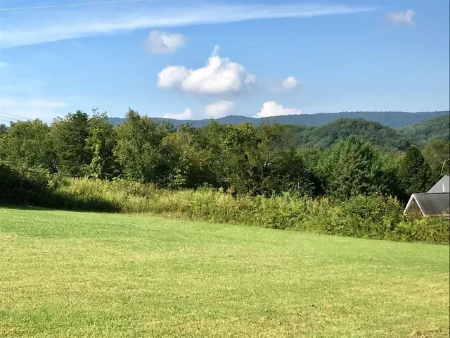 $3,750 | 335 Horse Creek Drive, Chattanooga, TN 37405