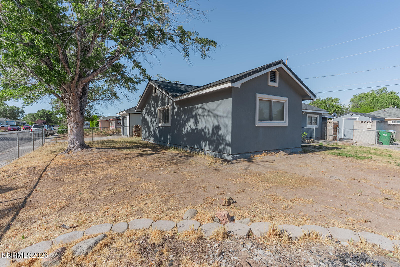 1401 Bresson Avenue Reno, NV 89502 - Photo 2 of 27 _-25