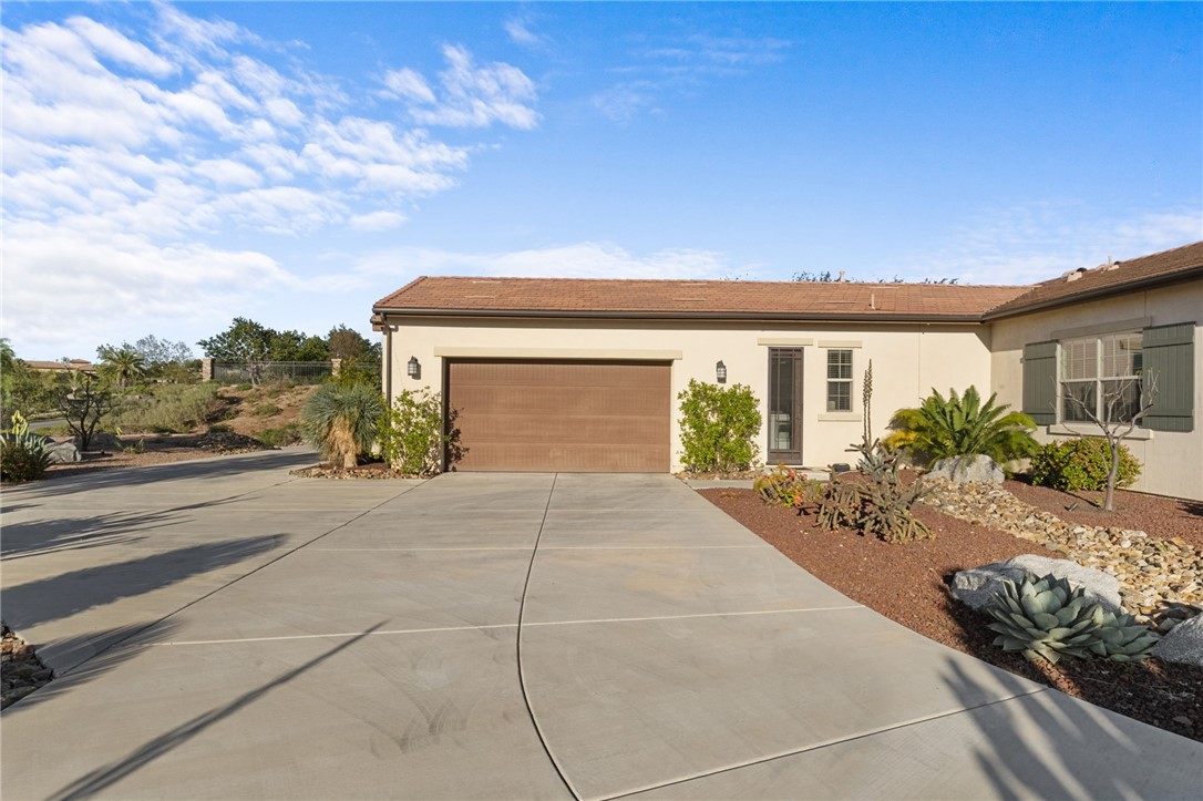 7774 Kingdom Drive Riverside, CA 92506 - Photo 6 of 66