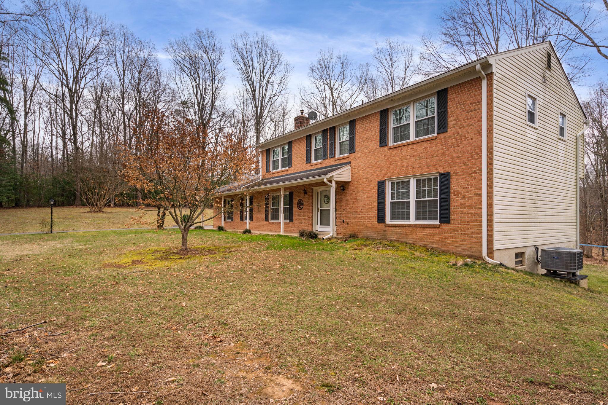 8017 Stillbrooke Road Manassas, VA 20112 - Photo 3 of 48 Gallery Image 3