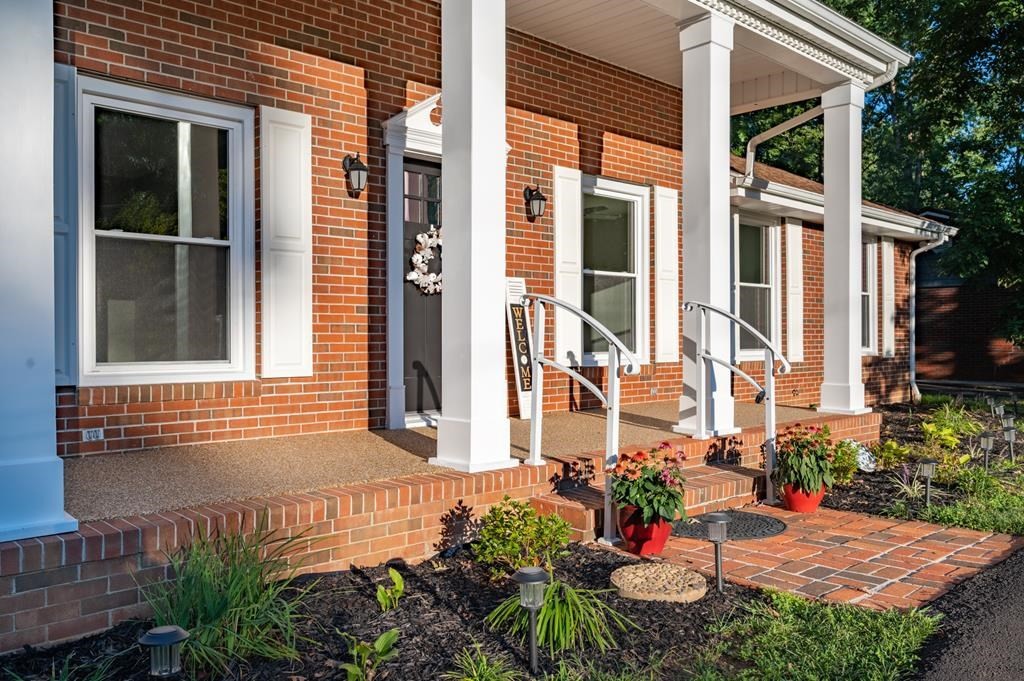 1468 Golf Course Road Newport, TN 37821 - Photo 6 of 44 Gallery Image 6