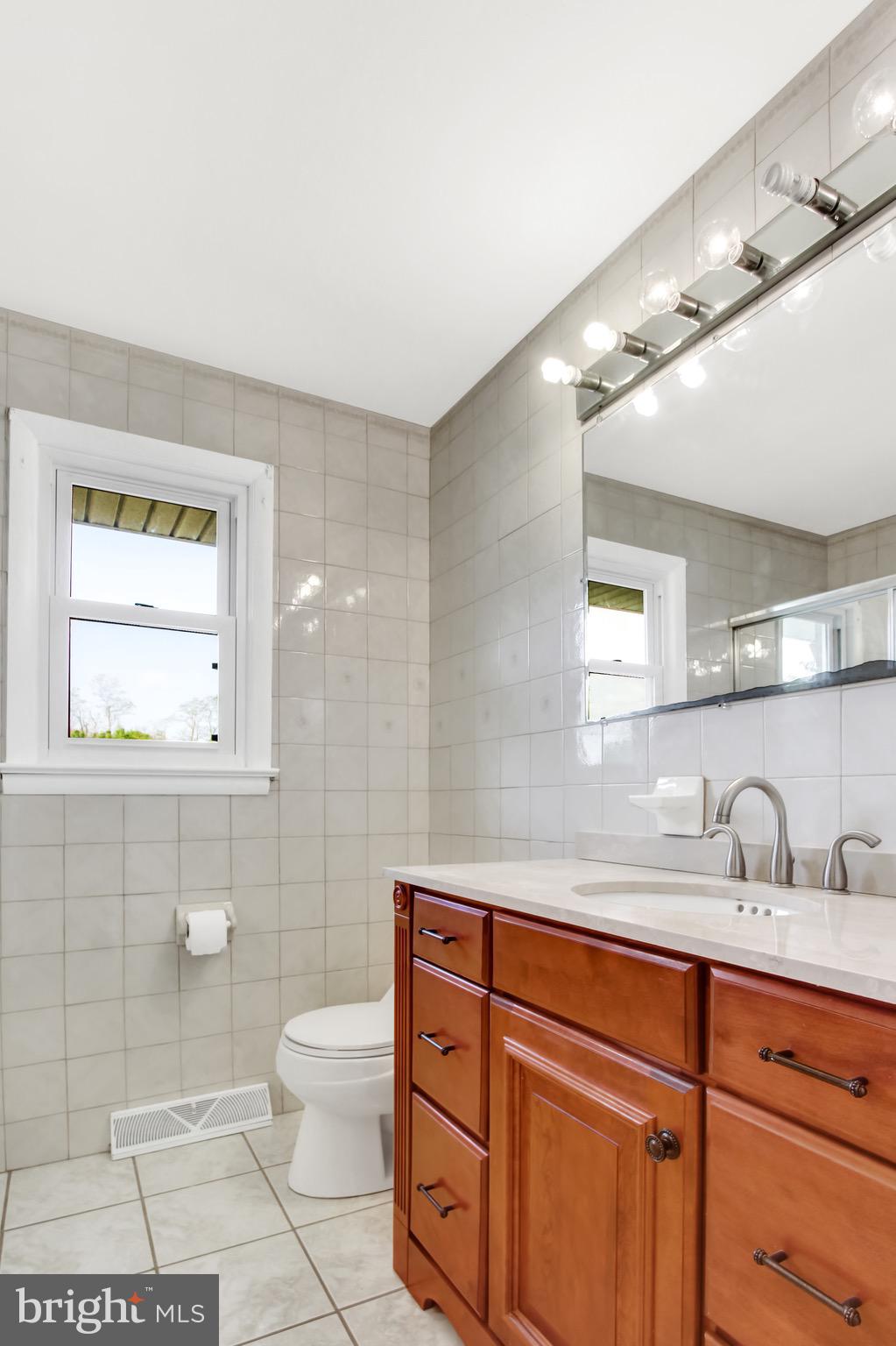 2310 Redwood Road York, PA 17408 - Photo 14 of 27
