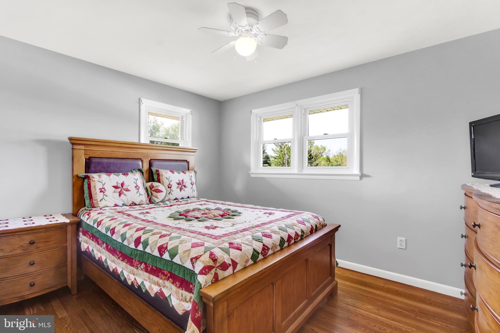 2310 Redwood Road York, PA 17408 - Photo 16 of 27