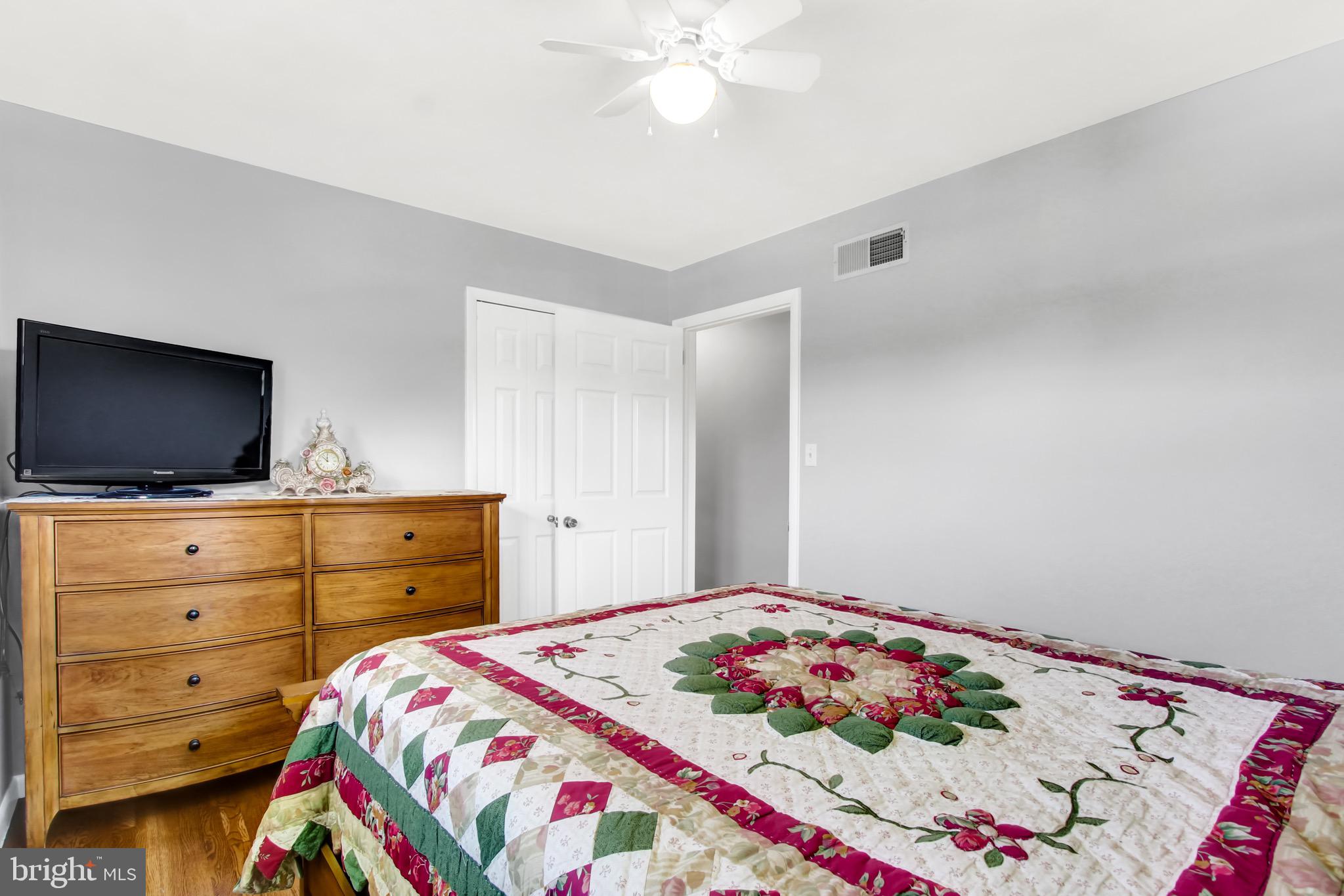 2310 Redwood Road York, PA 17408 - Photo 17 of 27
