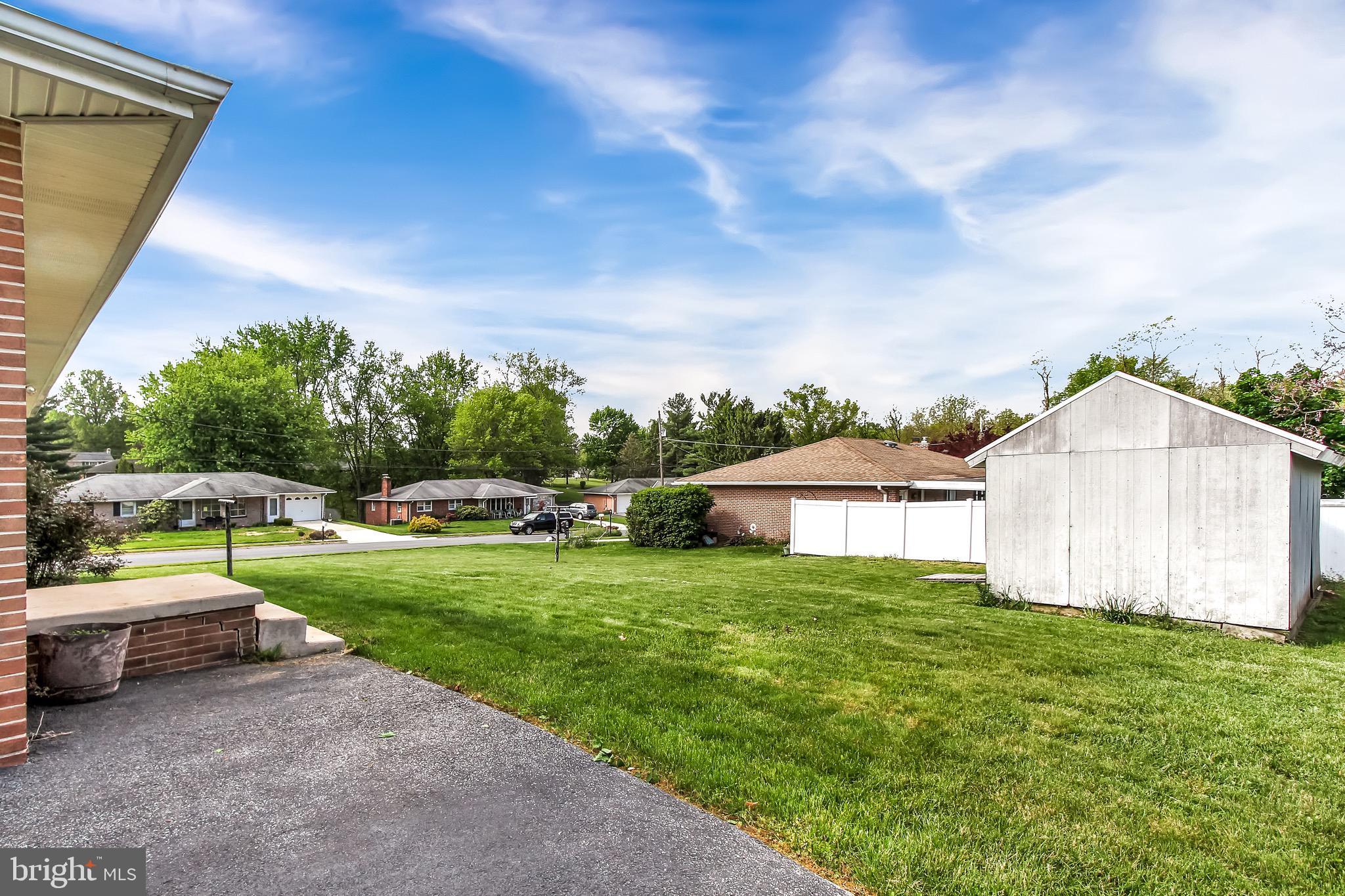 2310 Redwood Road York, PA 17408 - Photo 24 of 27