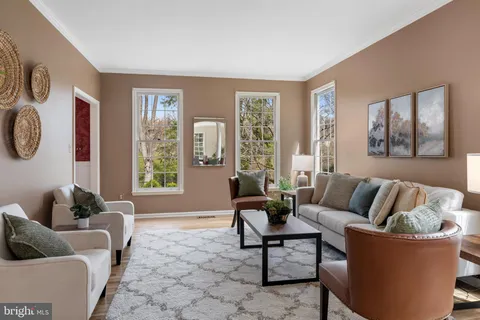 $895,000 | 15 Castlewall Court, Lutherville-Timonium, MD 21093