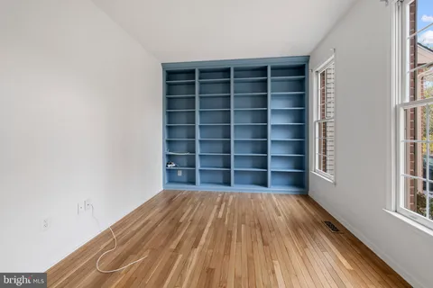 $895,000 | 15 Castlewall Court, Lutherville-Timonium, MD 21093