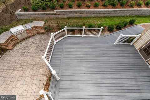 $895,000 | 15 Castlewall Court, Lutherville-Timonium, MD 21093