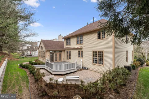 $895,000 | 15 Castlewall Court, Lutherville-Timonium, MD 21093