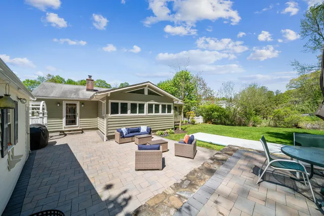 $825,000 | 63 Meadow Lane, Katonah, NY 10536