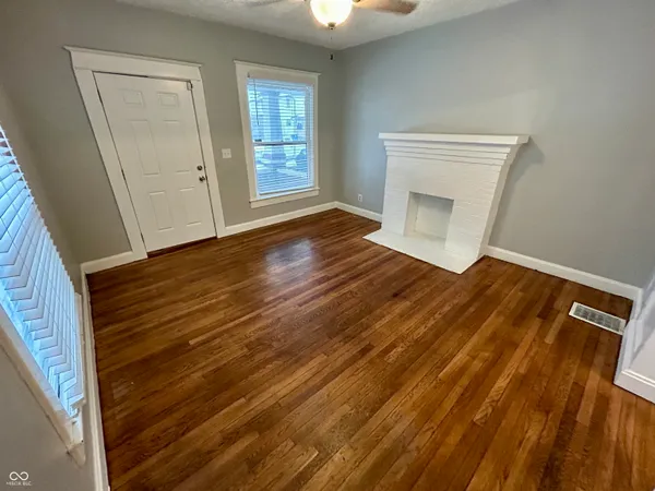 $1,350 | 2821 North New Jersey Street, Indianapolis, IN 46205