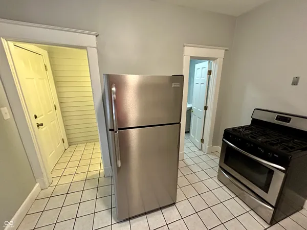 $1,350 | 2821 North New Jersey Street, Indianapolis, IN 46205