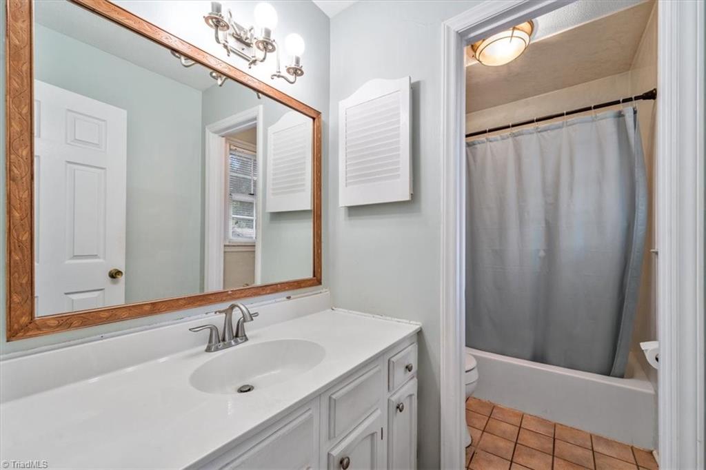 4627 Knightbridge Road Greensboro, NC 27455 - Photo 20 of 28 Gallery Image 20