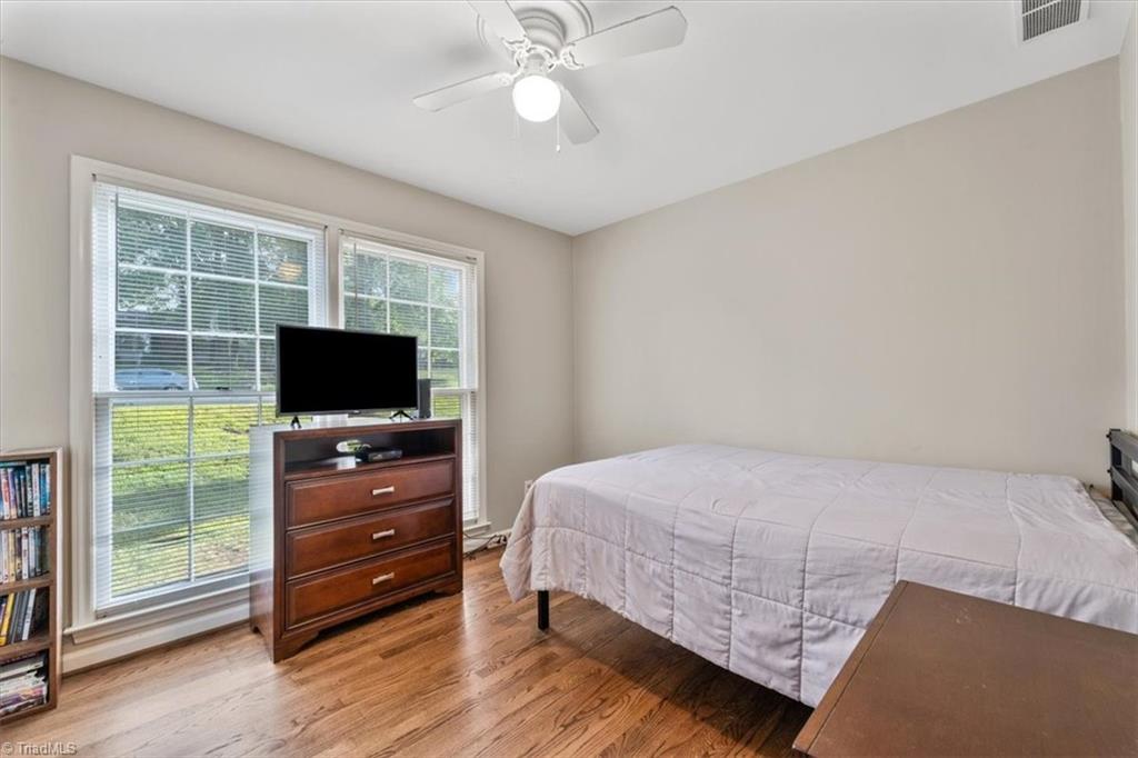 4627 Knightbridge Road Greensboro, NC 27455 - Photo 22 of 28 Gallery Image 22