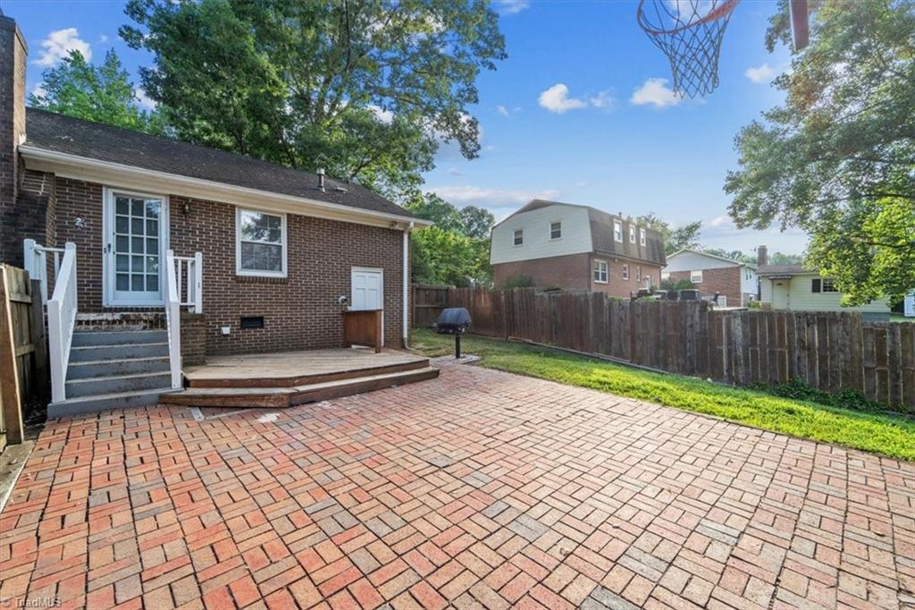4627 Knightbridge Road Greensboro, NC 27455 - Photo 24 of 28 Gallery Image 24