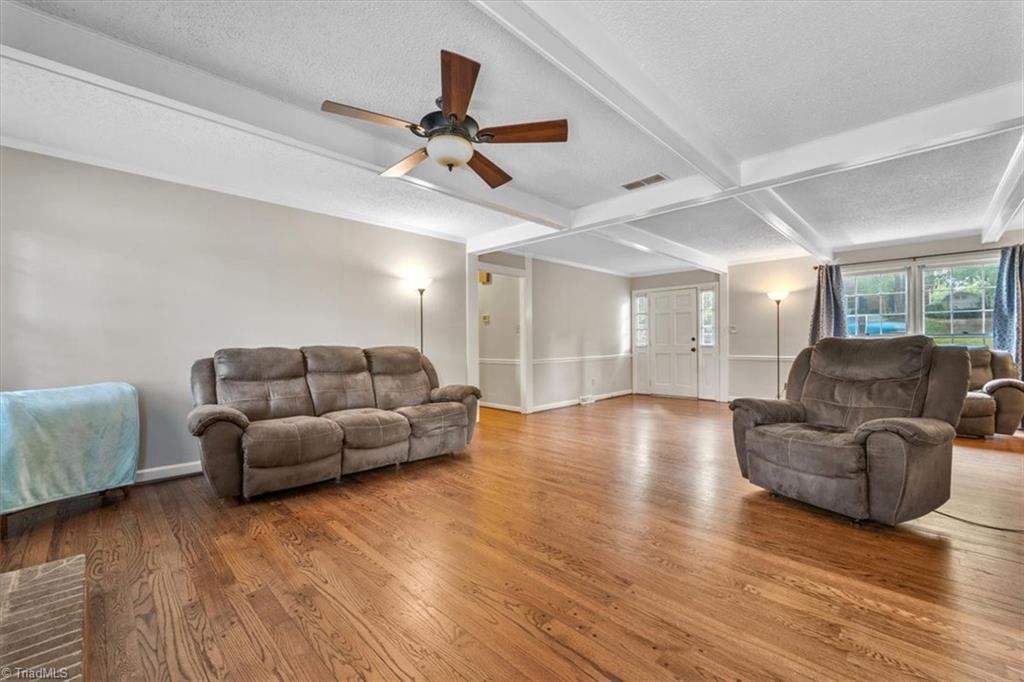 4627 Knightbridge Road Greensboro, NC 27455 - Photo 7 of 28 Gallery Image 7