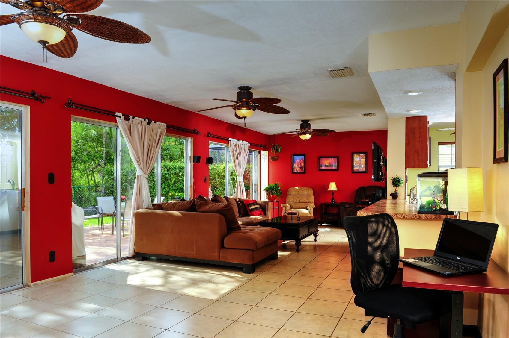 3908 East Shore Road Miramar, FL 33023 - Photo 5 of 22 Photo 5