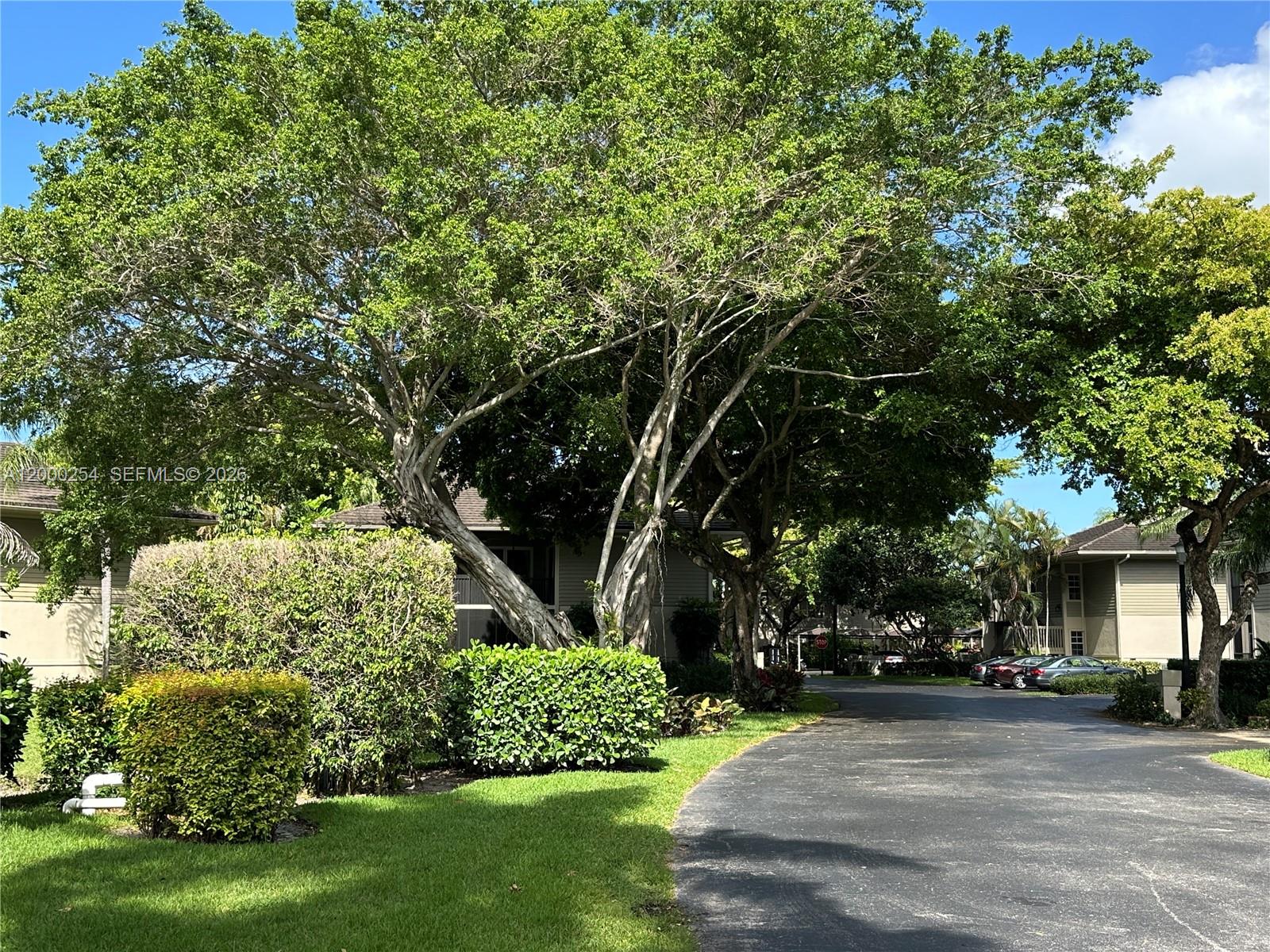 7616 Elm Ridge Drive, Unit 7U Boca Raton, FL 33433 - Photo 4 of 32