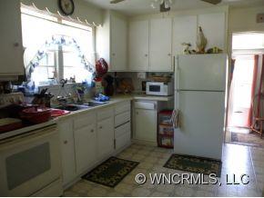 251 Bee Ridge Road Asheville, NC 28803 - Photo 5 of 12 Gallery Image 5