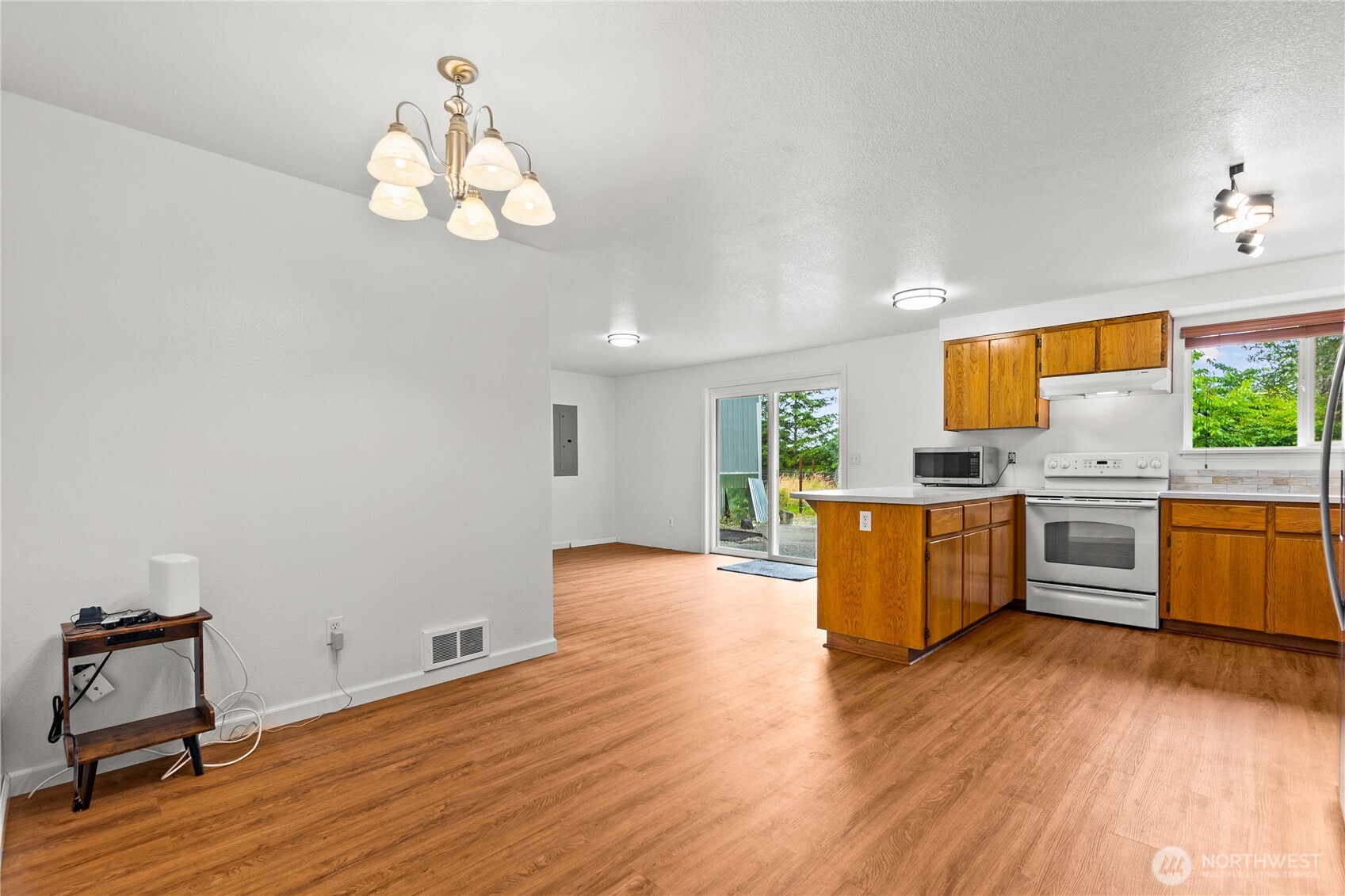 160 Cloquallum Road Elma, WA 98541 - Photo 10 of 40