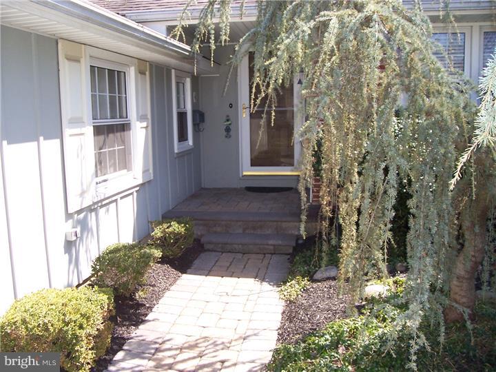 421 Burning Tree Road Cherry Hill, NJ 08034 - Photo 2 of 18 Gallery Image 2