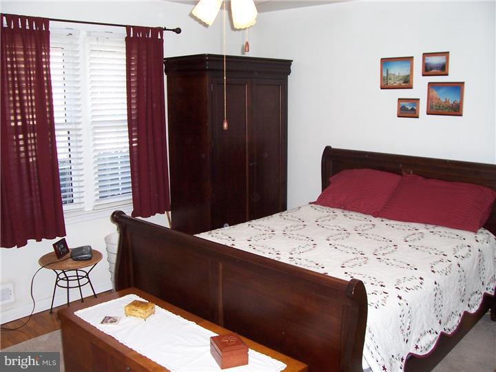 421 Burning Tree Road Cherry Hill, NJ 08034 - Photo 11 of 18 Gallery Image 11
