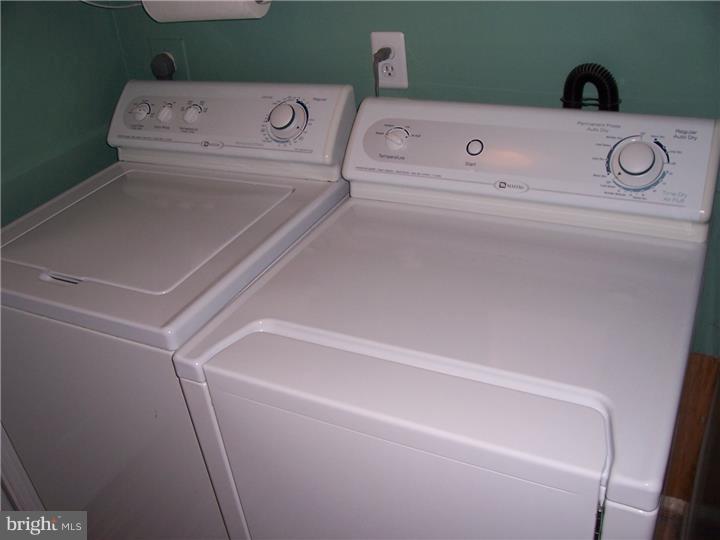 421 Burning Tree Road Cherry Hill, NJ 08034 - Photo 14 of 18 Gallery Image 14