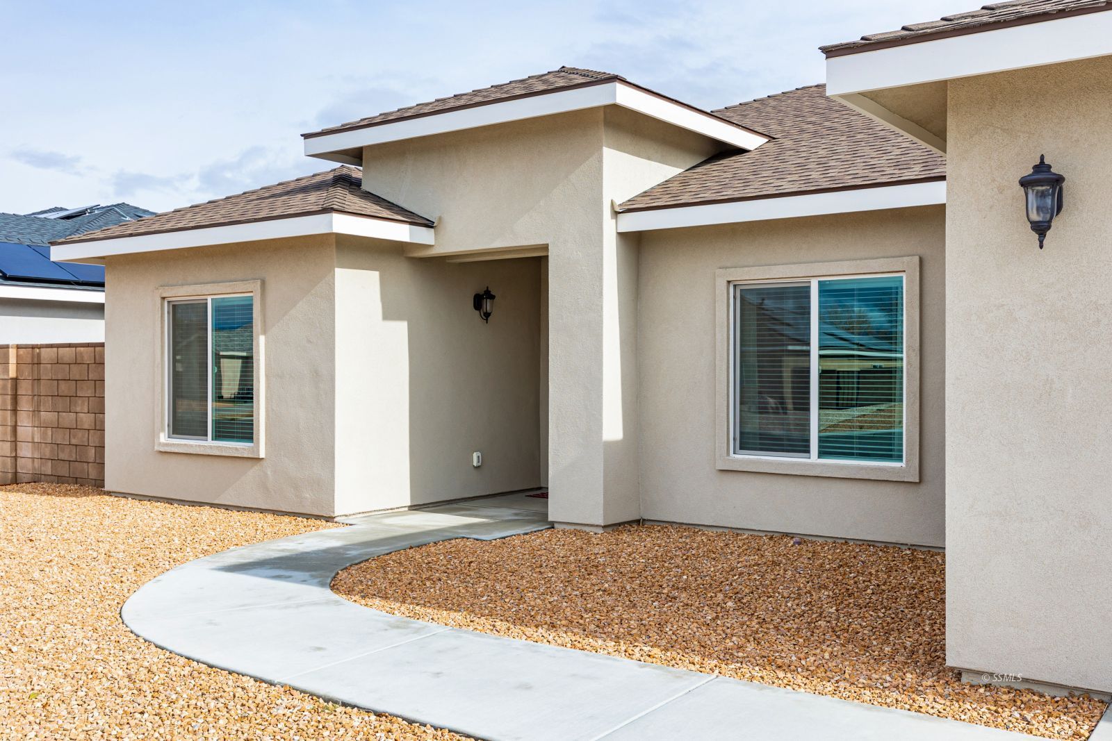 428 Thomas Street Ridgecrest, CA 93555 - Photo 4 of 37 Gallery Image 4
