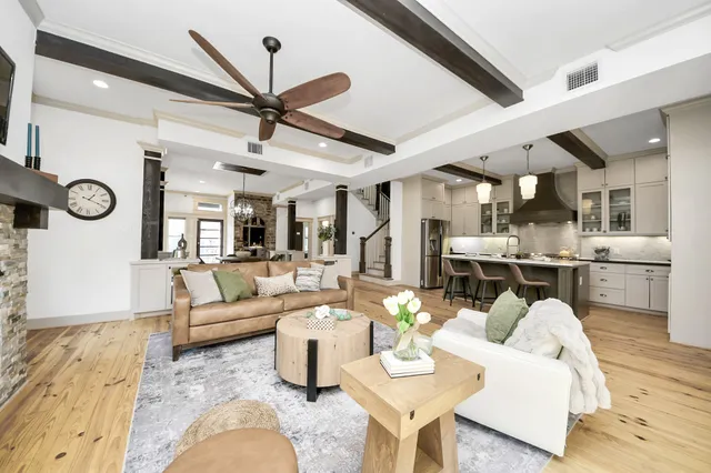 $975,000 | 1202 Archer Street, Houston, TX 77009