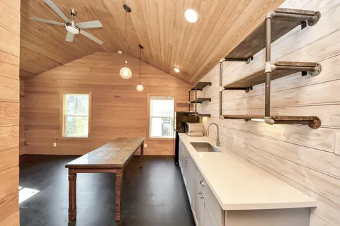 $975,000 | 1202 Archer Street, Houston, TX 77009