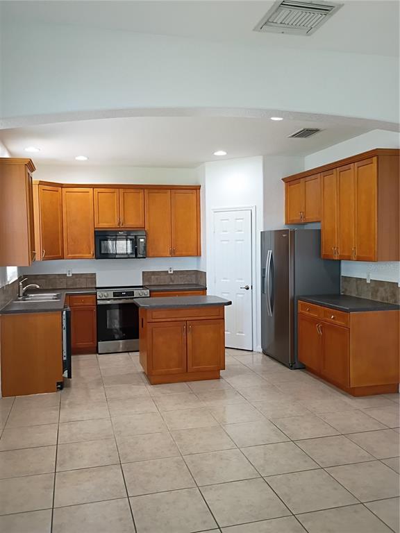 3549 Maple Ridge Loop Kissimmee, FL 34741 - Photo 11 of 15