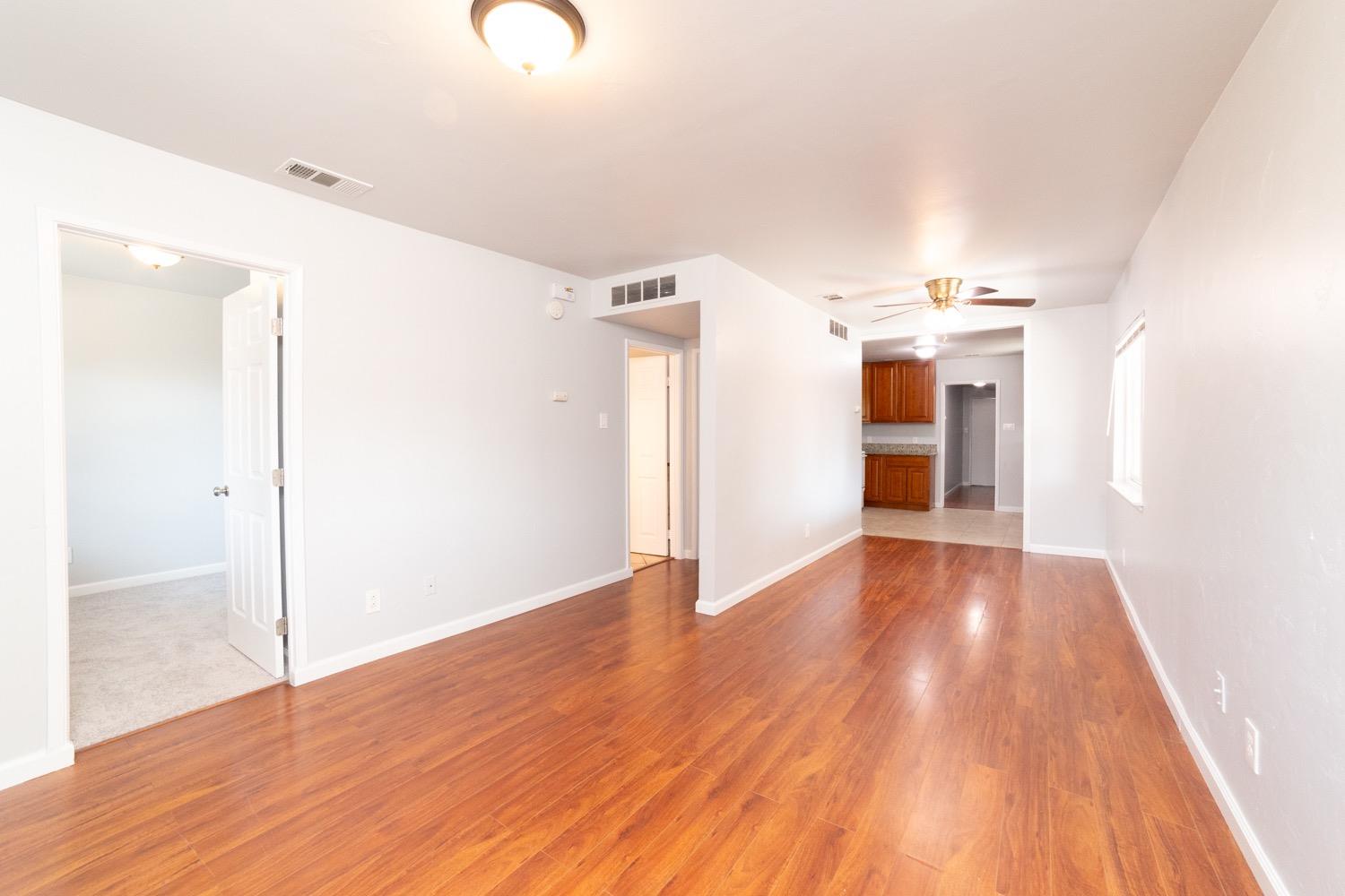 1665 4th Street Clovis, CA 93611 - Photo 7 of 28