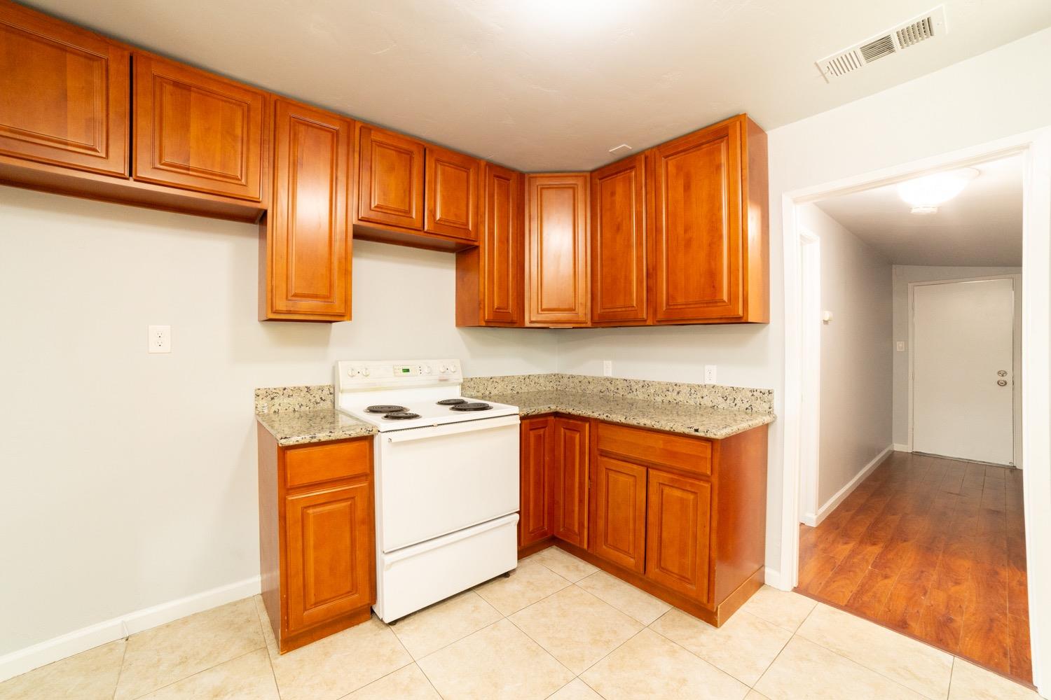 1665 4th Street Clovis, CA 93611 - Photo 9 of 28