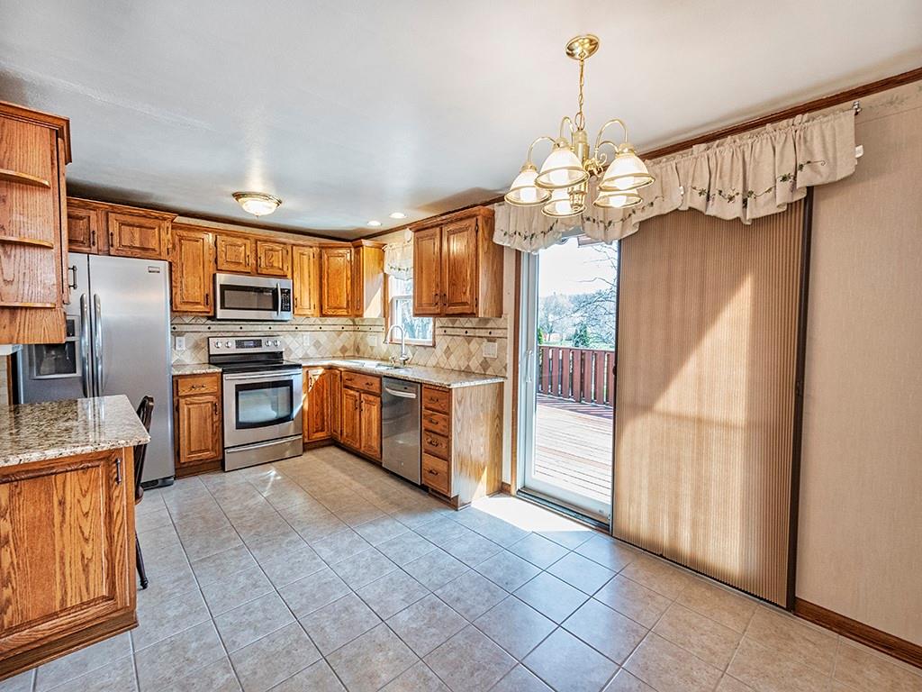 115 Fox Run Road Cranberry Township, PA 16066 - Photo 8 of 21 Gallery Image 8