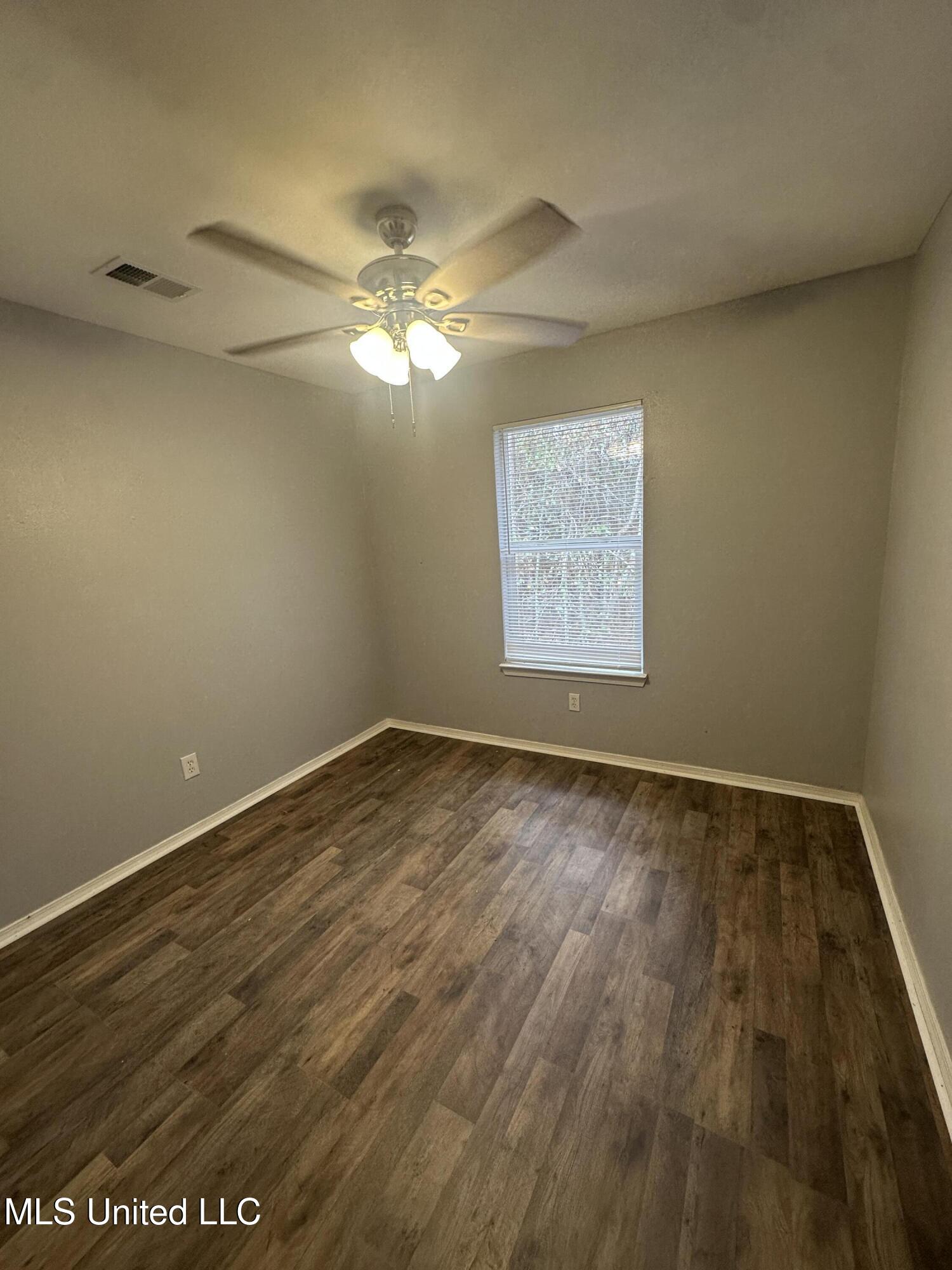 6192 East Ridley Street Bay St. Louis, MS 39520 - Photo 11 of 15 IMG_0824
