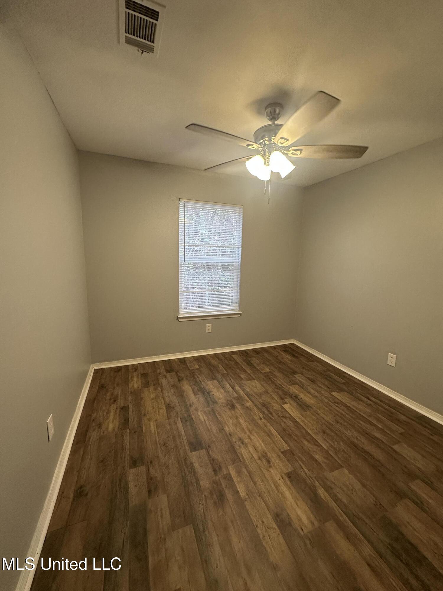 6192 East Ridley Street Bay St. Louis, MS 39520 - Photo 12 of 15 IMG_0825