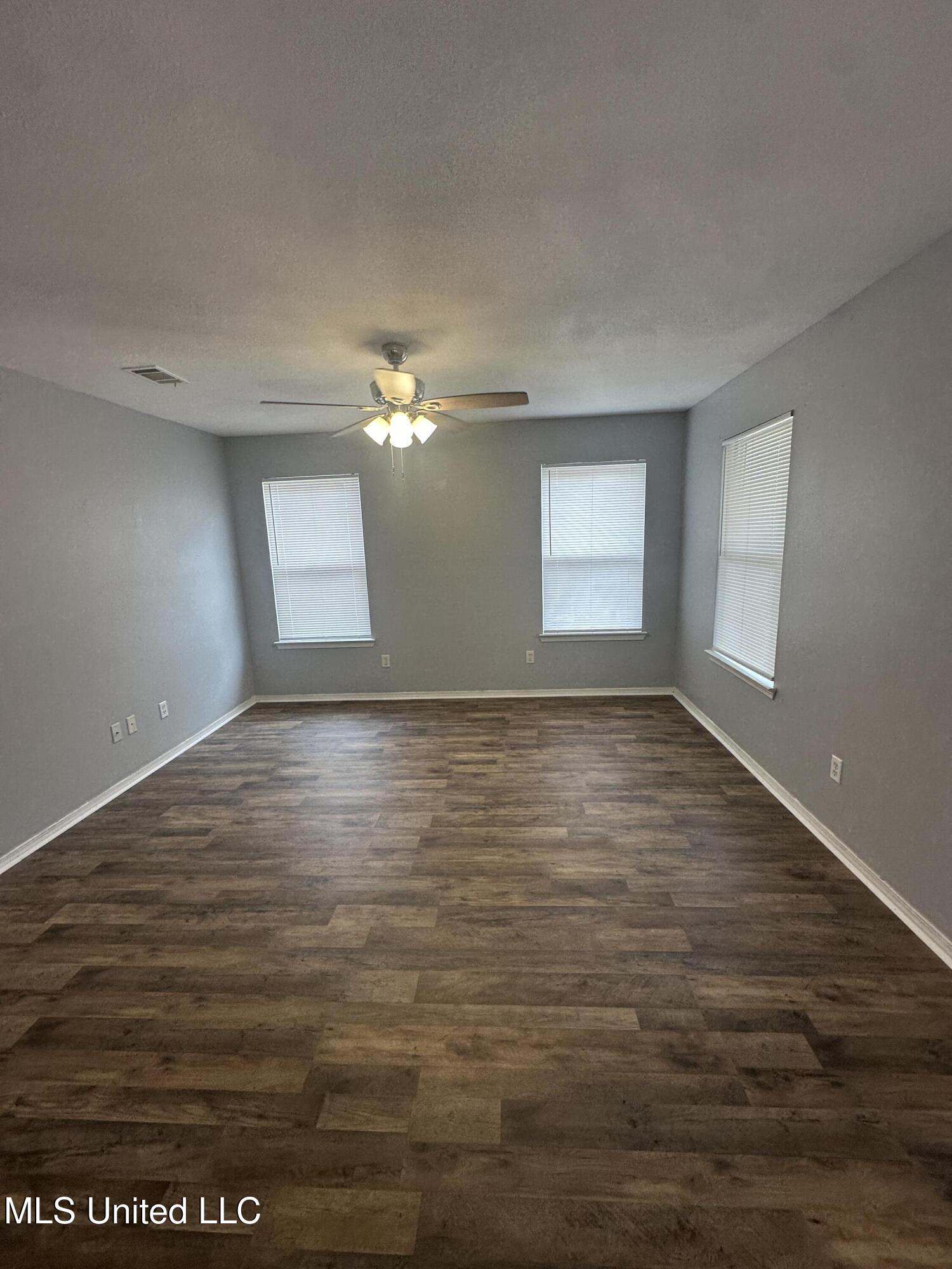 6192 East Ridley Street Bay St. Louis, MS 39520 - Photo 6 of 15 IMG_0819