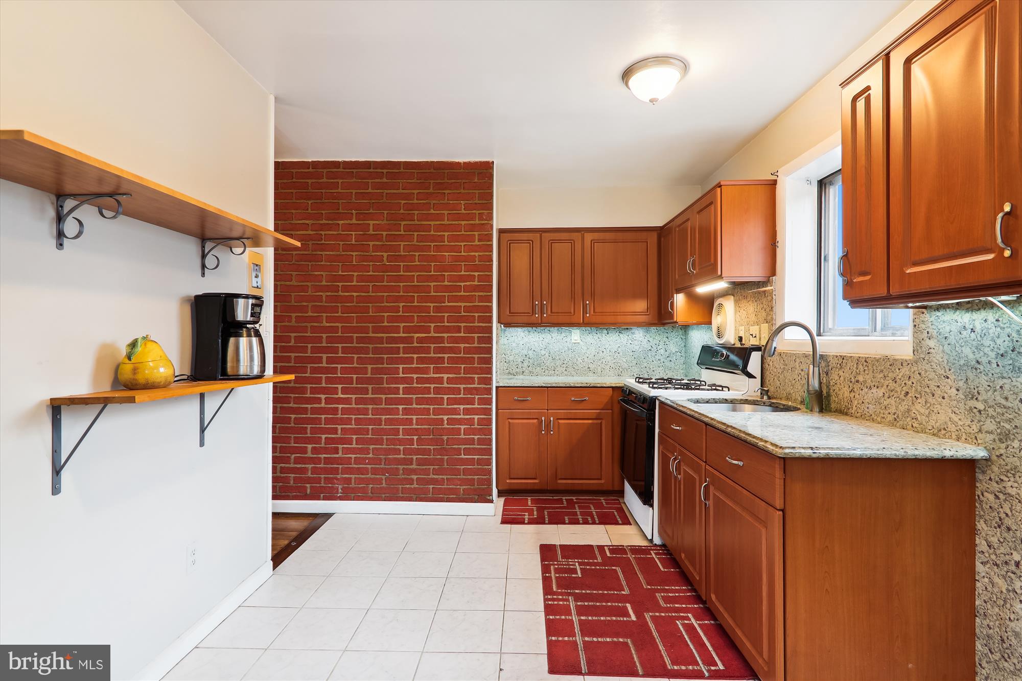 11902 Dalewood Drive Silver Spring, MD 20902 - Photo 17 of 49 Kitchen
