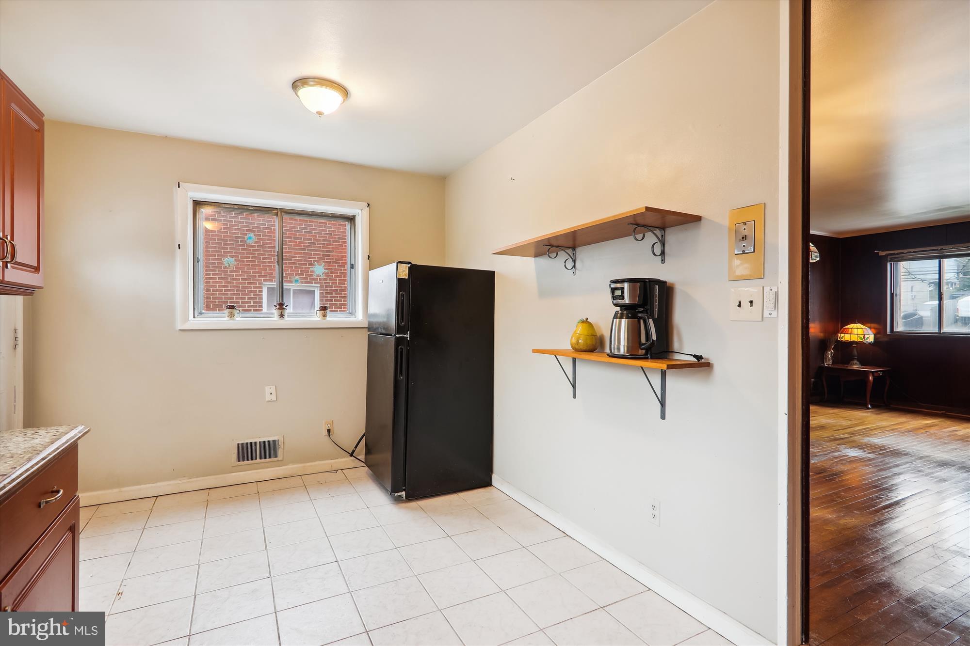 11902 Dalewood Drive Silver Spring, MD 20902 - Photo 18 of 49 Kitchen w/room for a table here