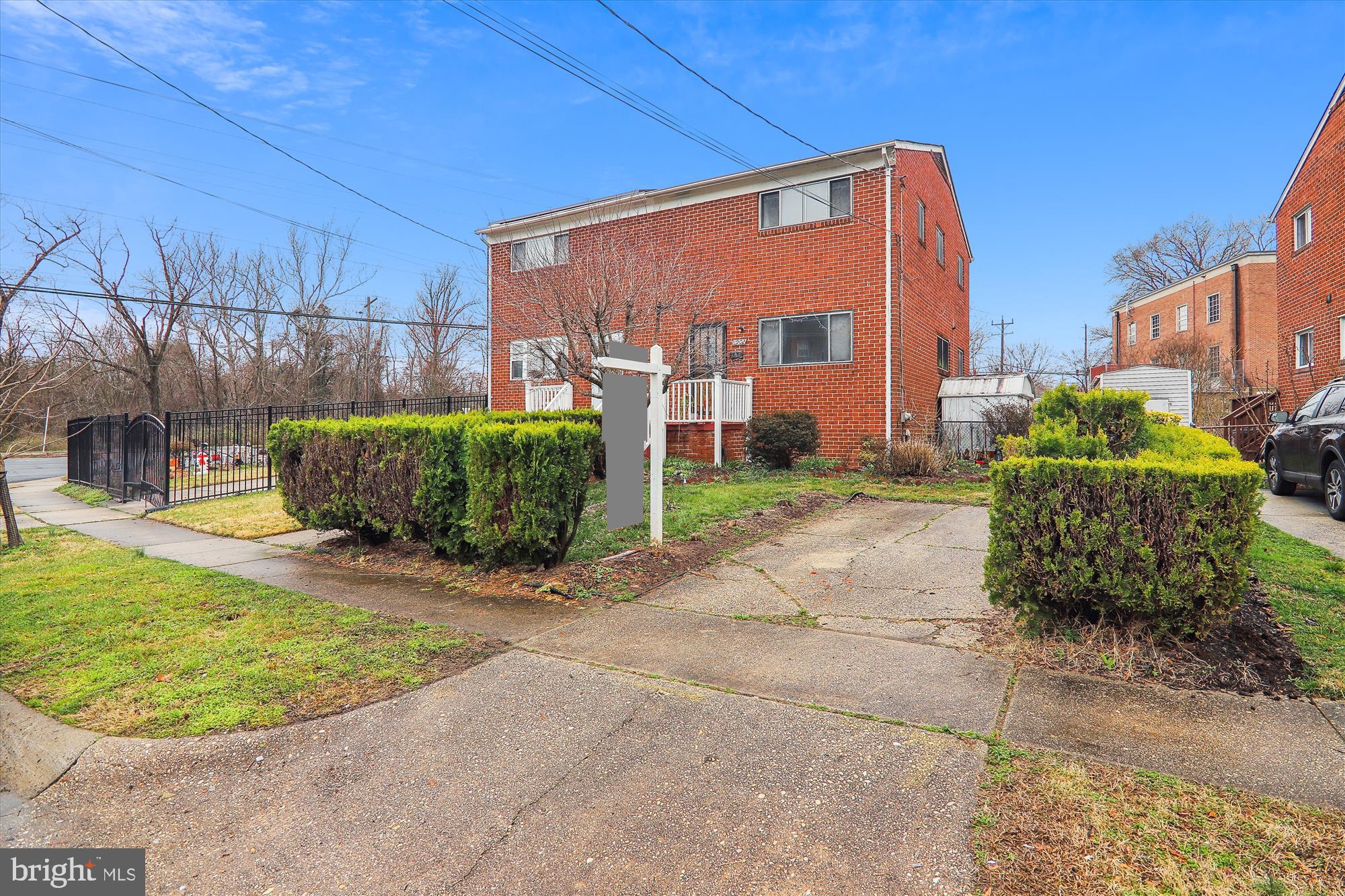 11902 Dalewood Drive Silver Spring, MD 20902 - Photo 2 of 49 Offstreet parking for 1 car