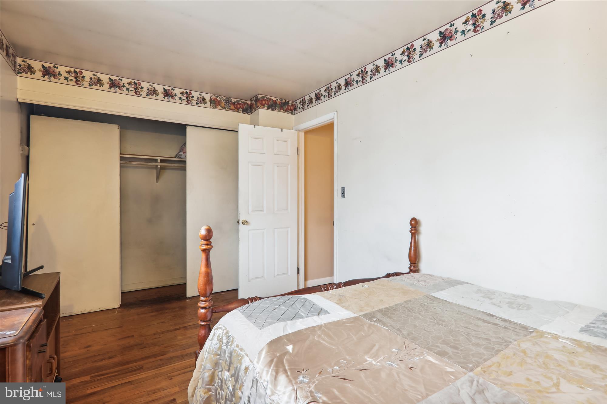 11902 Dalewood Drive Silver Spring, MD 20902 - Photo 24 of 49 Primary Bedroom