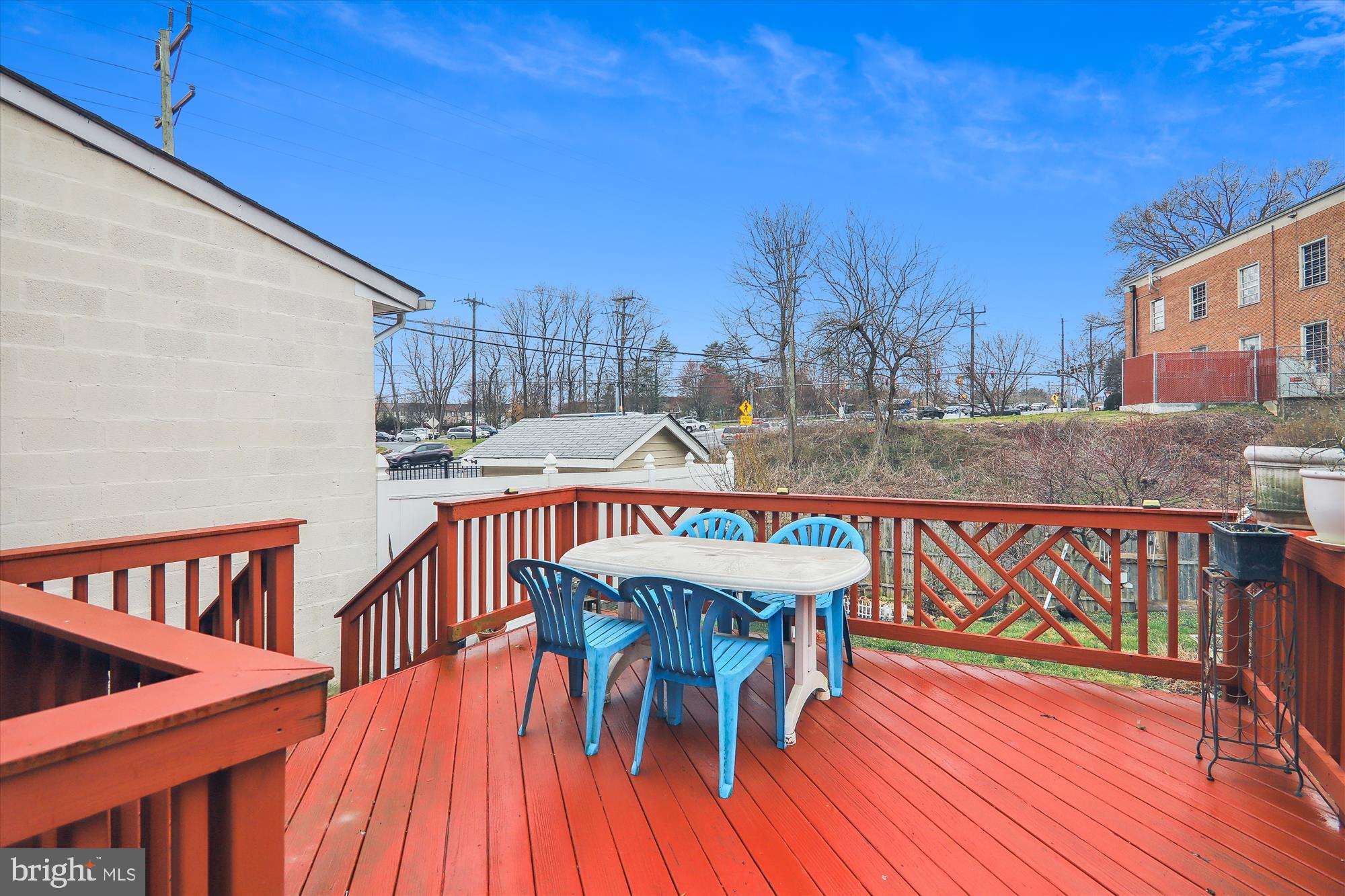 11902 Dalewood Drive Silver Spring, MD 20902 - Photo 40 of 49 Table space deck
