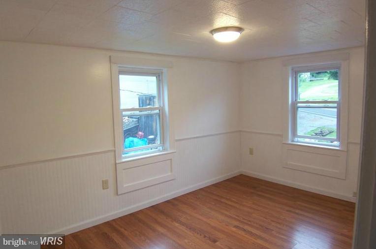 14639 Pennersville Road Cascade, MD 21719 - Photo 12 of 18 Bedroom