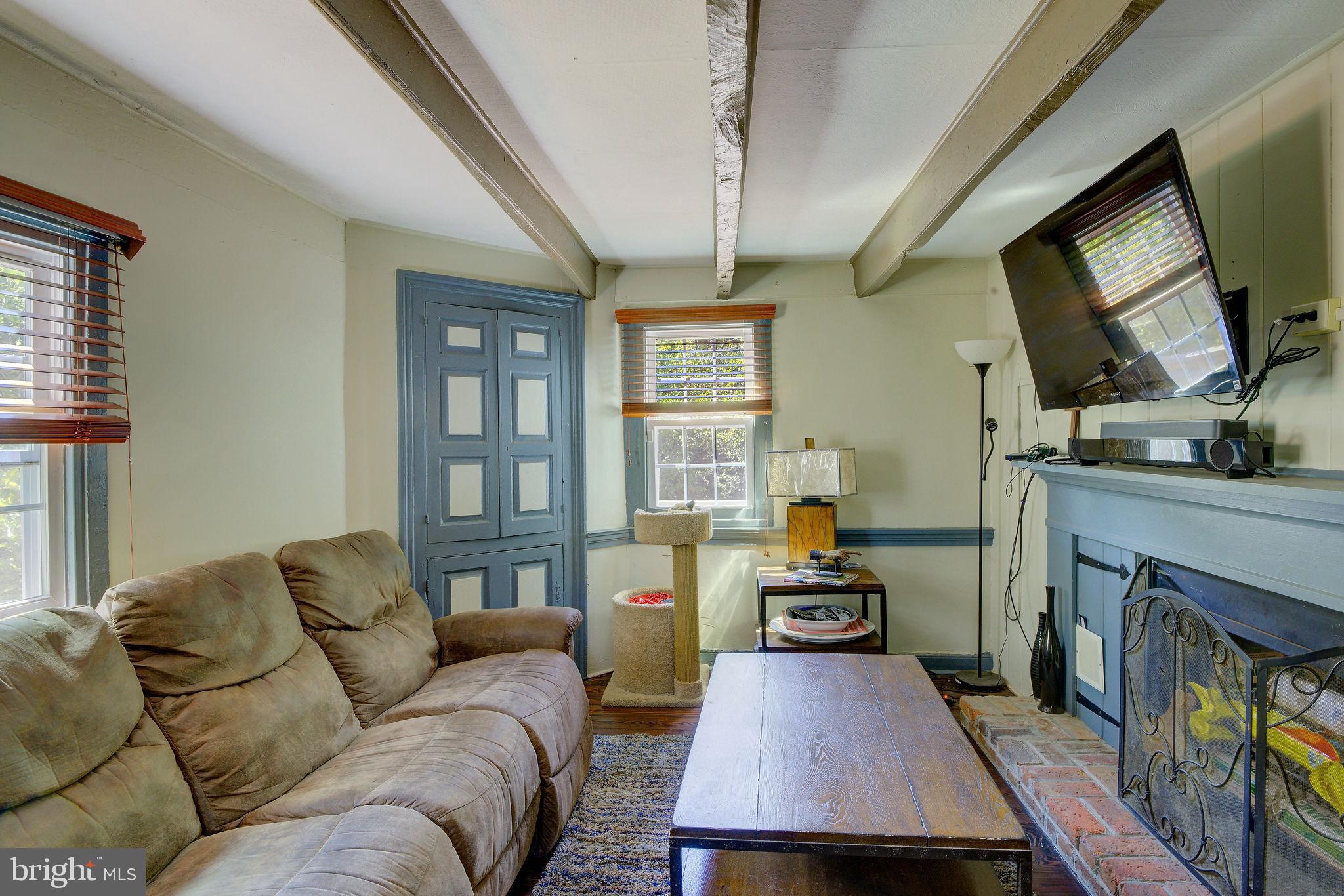 85 Church Street Hamilton, NJ 08620 - Photo 4 of 31